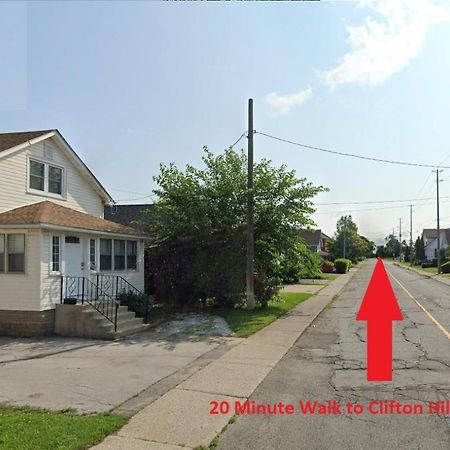Cozy 3 Bedroom Downtown Cottage With Complimentary Breakfast Delivered Daily To The Rental Niagara-Fälle Exterior foto