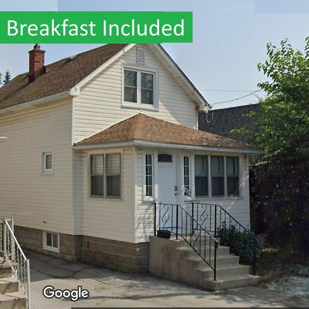 Cozy 3 Bedroom Downtown Cottage With Complimentary Breakfast Delivered Daily To The Rental Niagara-Fälle Exterior foto