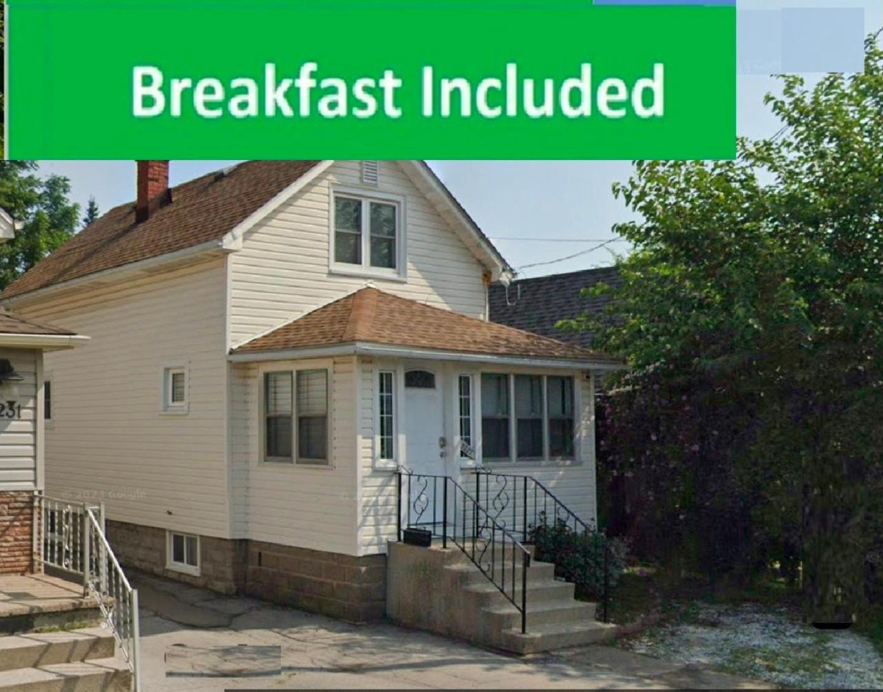 Cozy 3 Bedroom Downtown Cottage With Complimentary Breakfast Delivered Daily To The Rental Niagara-Fälle Exterior foto